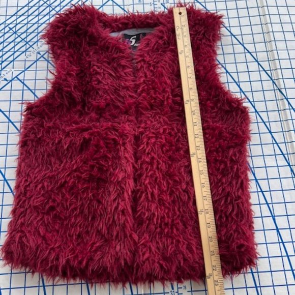 IOS Red Shaggy FAUX FUR VEST Women's Med - Picture 5 of 8